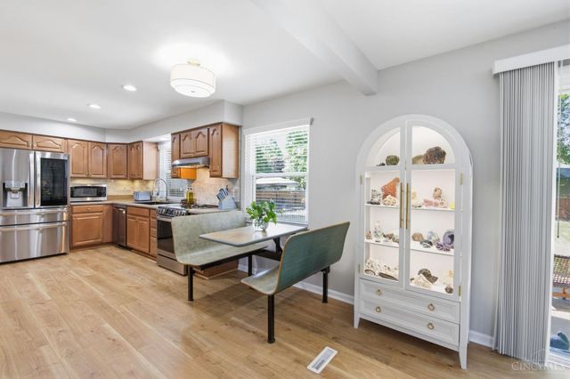 2042 Cortina Drive, Dayton, OH 45459