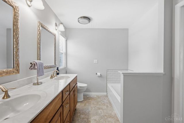 2042 Cortina Drive, Dayton, OH 45459