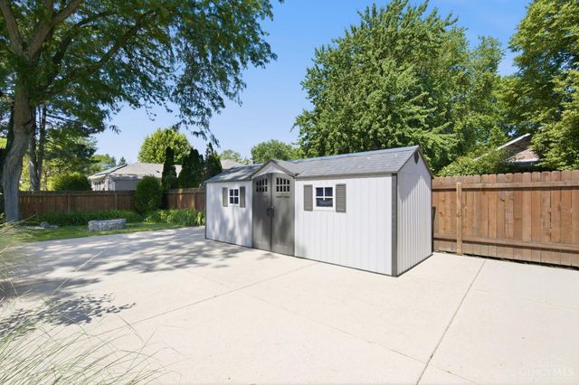 2042 Cortina Drive, Dayton, OH 45459