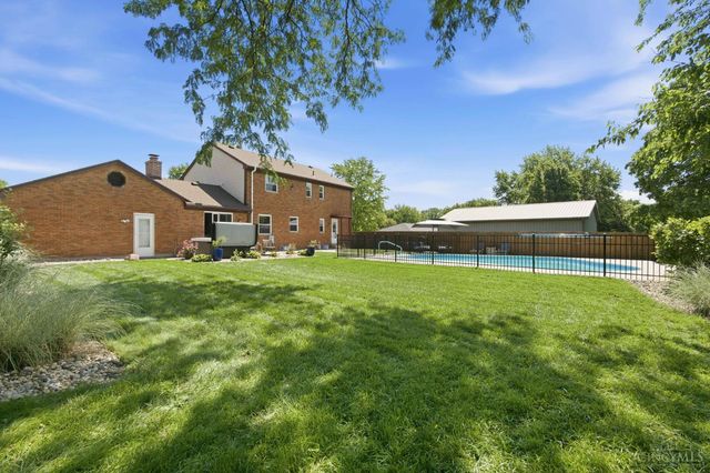 2042 Cortina Drive, Dayton, OH 45459