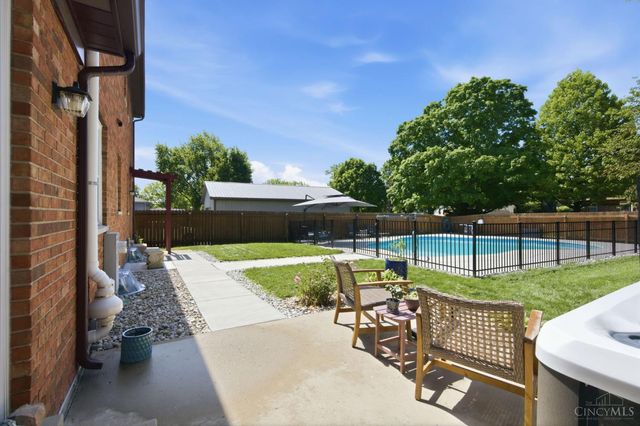 2042 Cortina Drive, Dayton, OH 45459