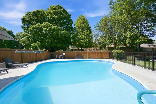 2042 Cortina Drive, Dayton, OH 45459
