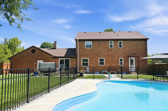2042 Cortina Drive, Dayton, OH 45459