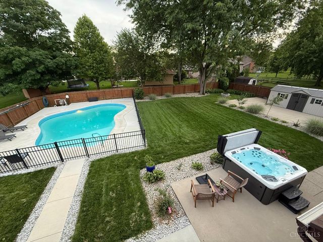 2042 Cortina Drive, Dayton, OH 45459