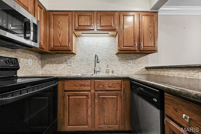 1333 Prospect Village Lane A, Ballwin, MO 63021