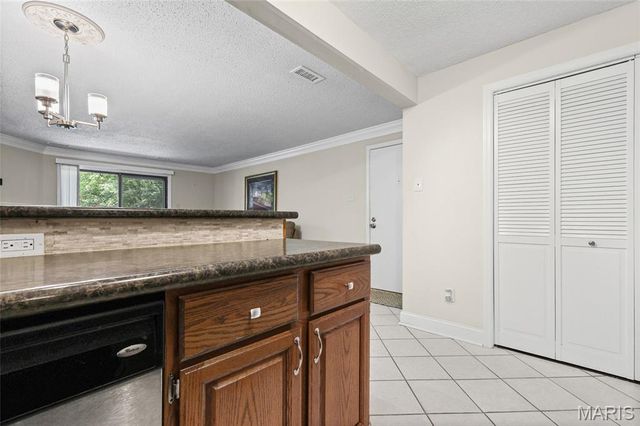 1333 Prospect Village Lane A, Ballwin, MO 63021