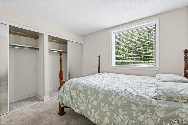 1333 Prospect Village Lane A, Ballwin, MO 63021