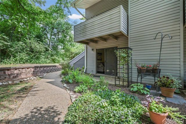 1333 Prospect Village Lane A, Ballwin, MO 63021