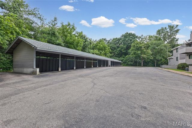 1333 Prospect Village Lane A, Ballwin, MO 63021