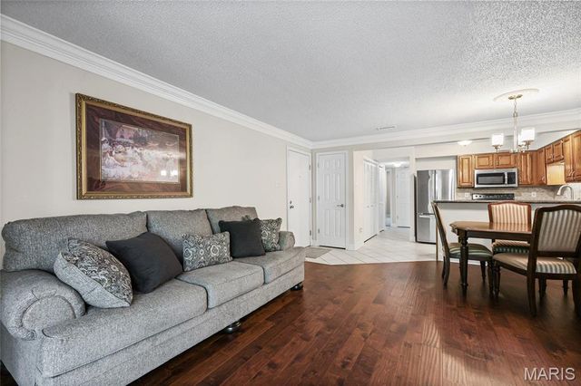 1333 Prospect Village Lane A, Ballwin, MO 63021