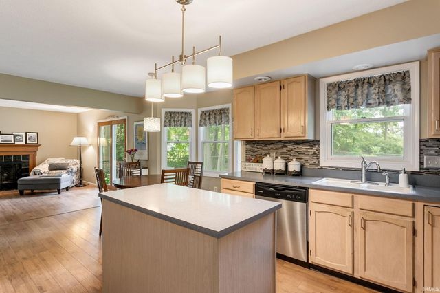 26641 Hampton Woods Drive, Elkhart, IN 46514
