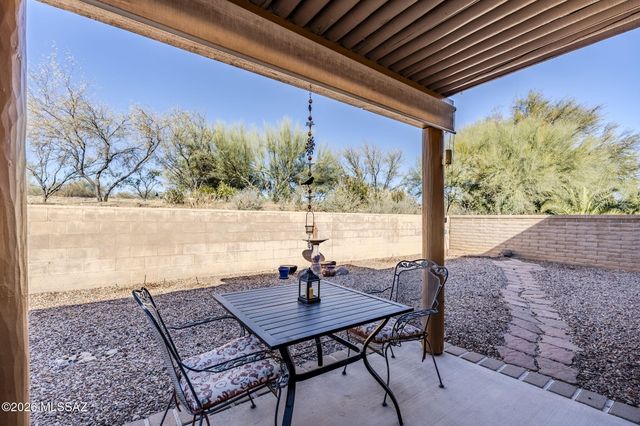 3732 S Paseo De Los Nardos, Green Valley, AZ 85614