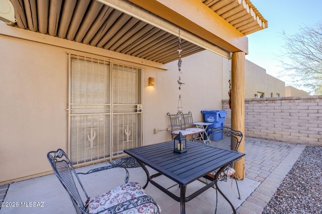 3732 S Paseo De Los Nardos, Green Valley, AZ 85614