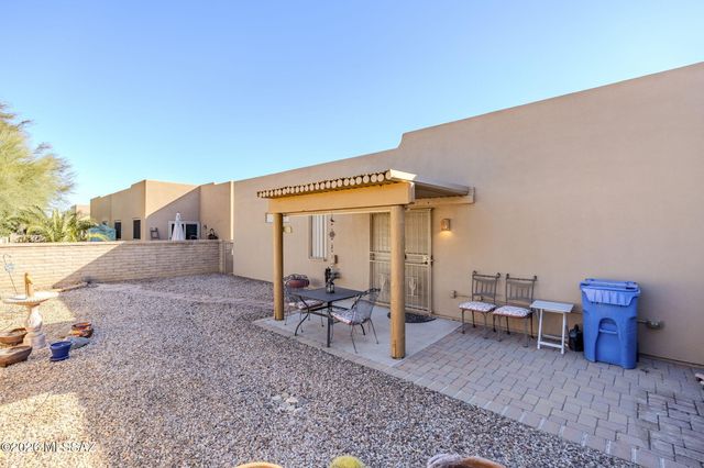 3732 S Paseo De Los Nardos, Green Valley, AZ 85614