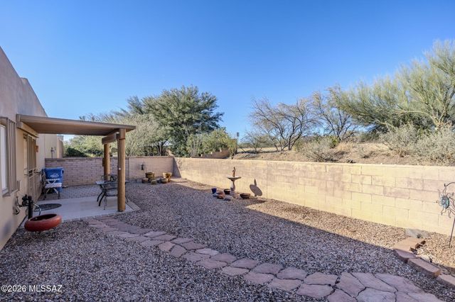 3732 S Paseo De Los Nardos, Green Valley, AZ 85614
