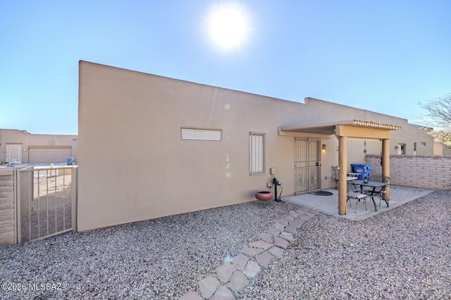 3732 S Paseo De Los Nardos, Green Valley, AZ 85614