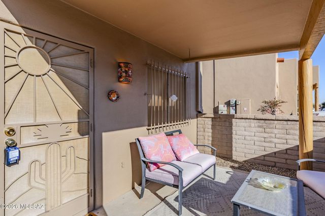 3732 S Paseo De Los Nardos, Green Valley, AZ 85614