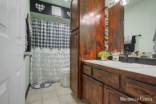 1791 33rd Street, Allegan, MI 49010