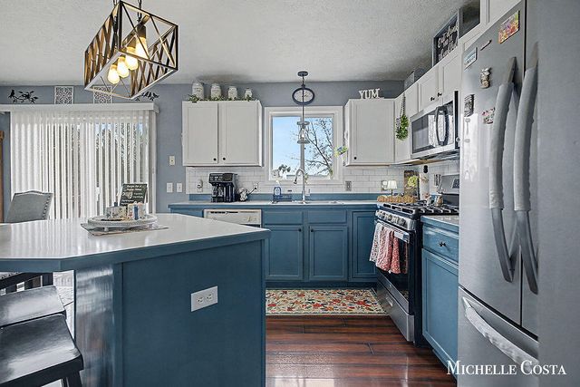 1791 33rd Street, Allegan, MI 49010