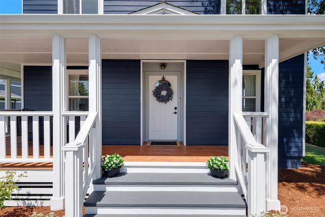 615 613 Lafayette Street, Steilacoom, WA 98388