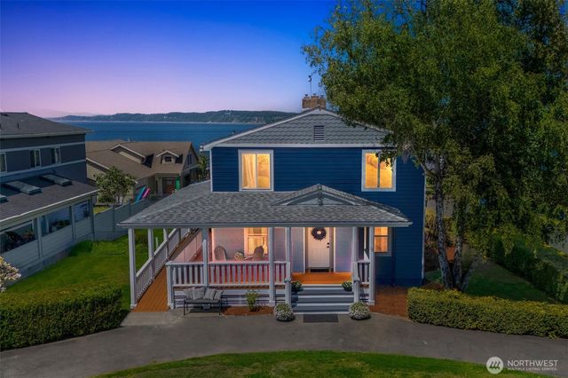 615 613 Lafayette Street, Steilacoom, WA 98388