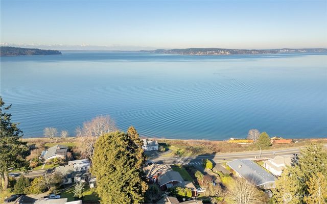 615 613 Lafayette Street, Steilacoom, WA 98388