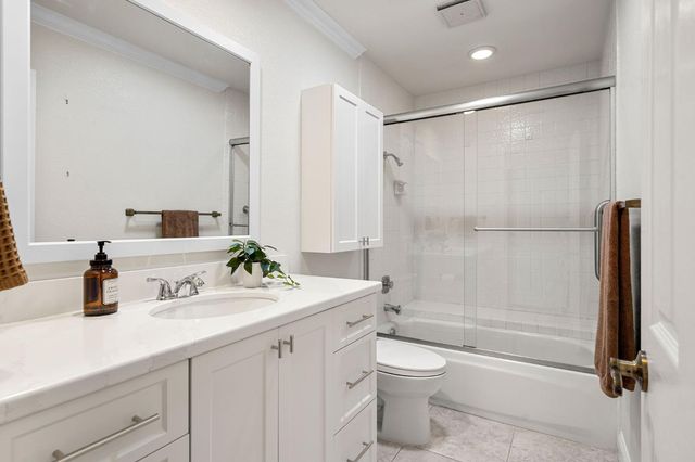 703 Dunbarton Cir, Sacramento, CA 95825