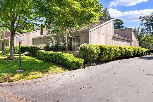 703 Dunbarton Cir, Sacramento, CA 95825