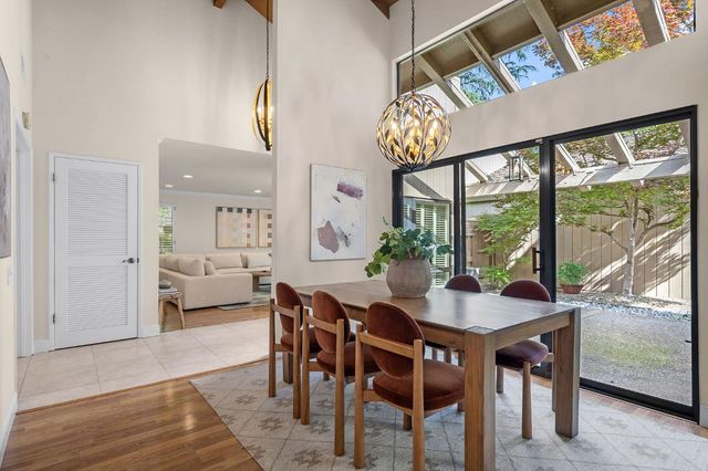 703 Dunbarton Cir, Sacramento, CA 95825