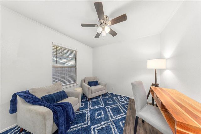 5108 Emerald Forest DR, Austin, TX 78745