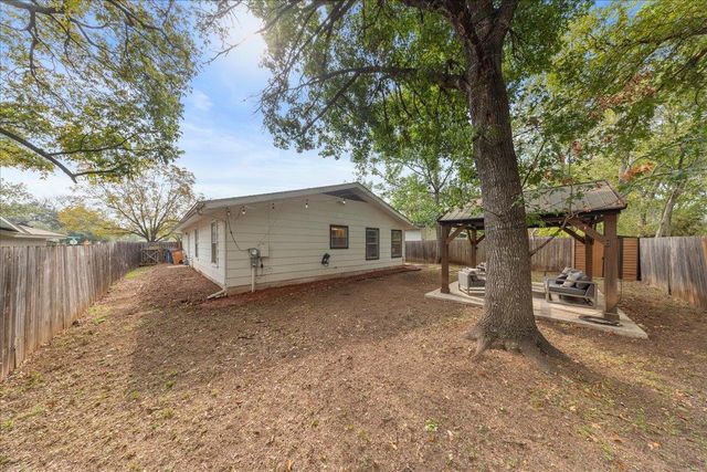 5108 Emerald Forest DR, Austin, TX 78745