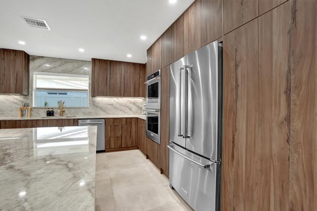 3608 NE 24TH Avenue, Fort Lauderdale, FL 33308