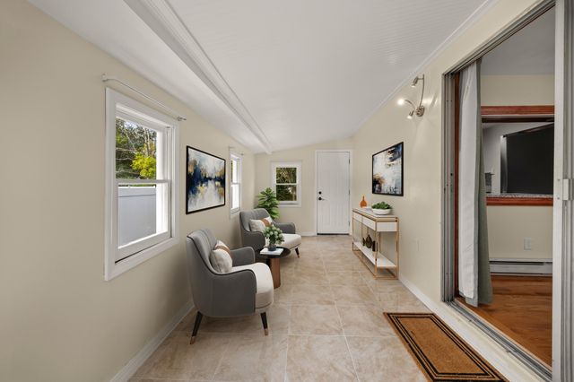 108 Welsford St, Brockton, MA 02302