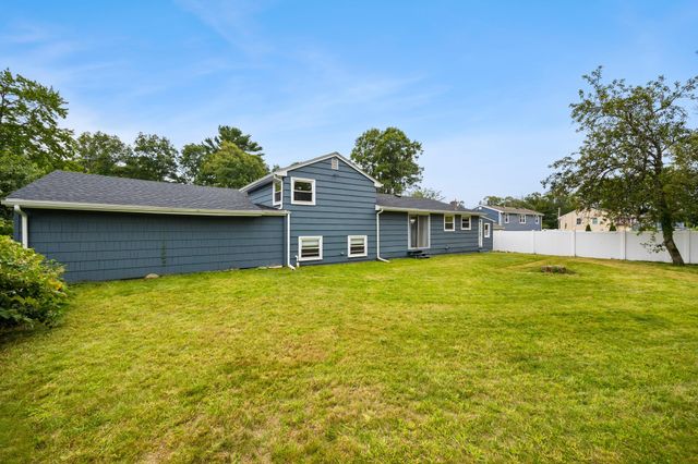 108 Welsford St, Brockton, MA 02302