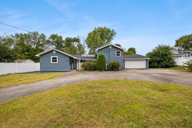108 Welsford St, Brockton, MA 02302