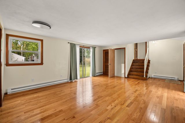 108 Welsford St, Brockton, MA 02302