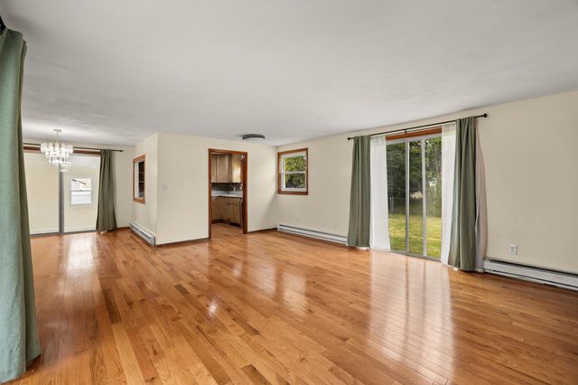 108 Welsford St, Brockton, MA 02302