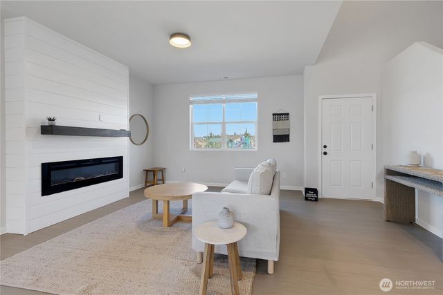 19406 19th Ave Ct E, Spanaway, WA 98387