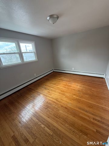 33 Allen Place, New Haven, CT 06512