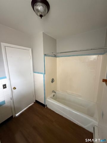 33 Allen Place, New Haven, CT 06512