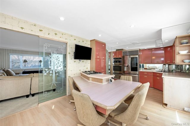 159 Avon Place, West Hempstead, NY 11552