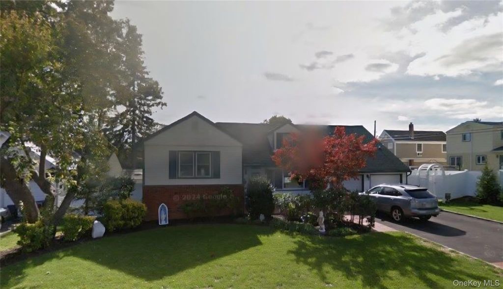 159 Avon Place, West Hempstead, NY 11552