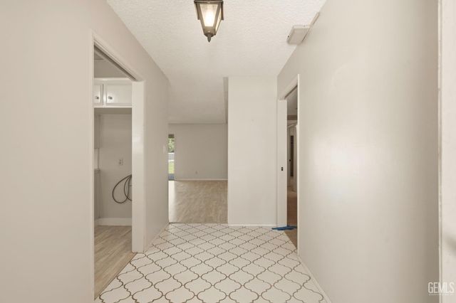 5300 Shafter Road, Bakersfield, CA 93313