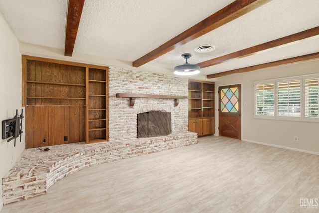 5300 Shafter Road, Bakersfield, CA 93313