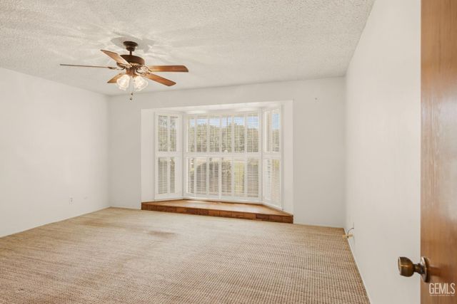 5300 Shafter Road, Bakersfield, CA 93313