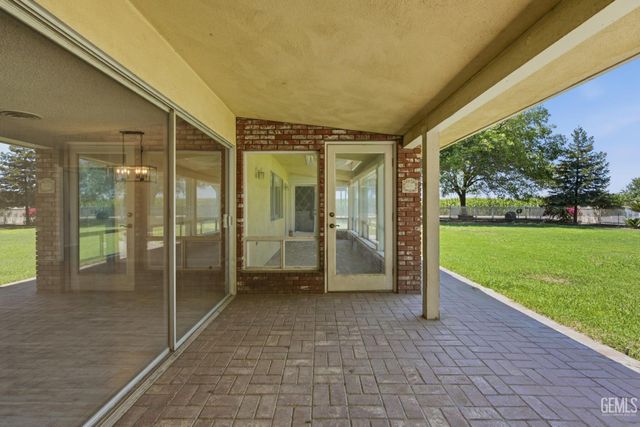 5300 Shafter Road, Bakersfield, CA 93313