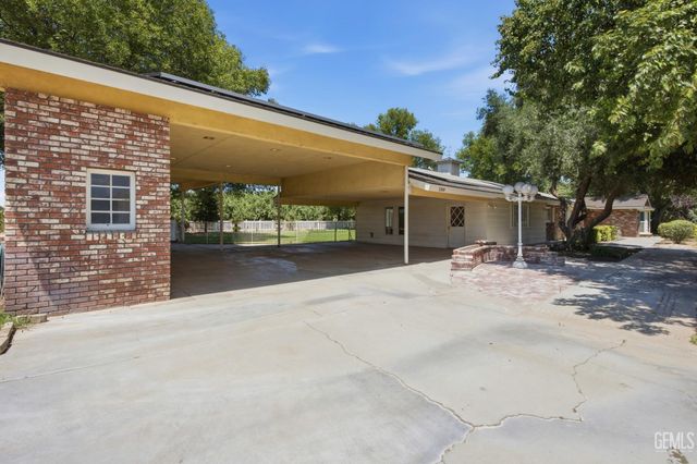5300 Shafter Road, Bakersfield, CA 93313
