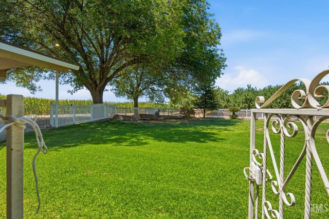 5300 Shafter Road, Bakersfield, CA 93313