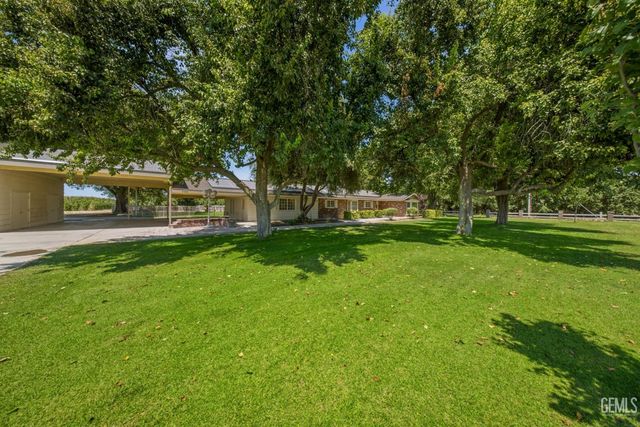 5300 Shafter Road, Bakersfield, CA 93313