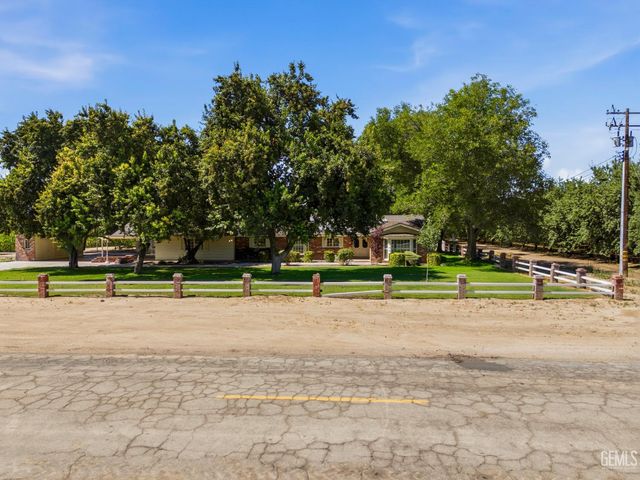 5300 Shafter Road, Bakersfield, CA 93313